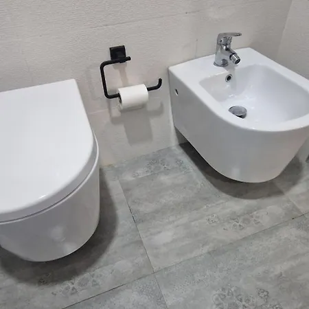 Comfortable Apartmán Golem (Tirana)