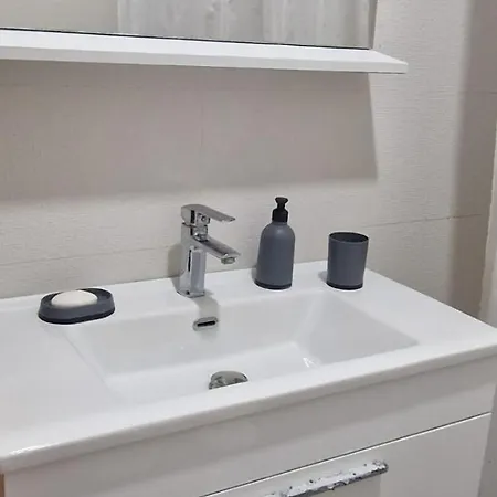 Comfortable Apartment *